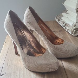 Nude BCBGeneration Pumps